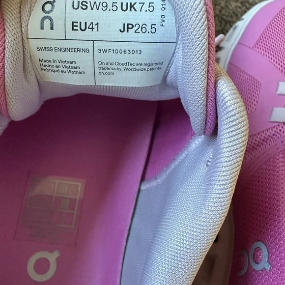 On Running Women's Pink Sneakers - Picture 7 of 7